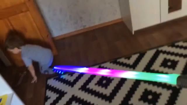 HAUL покупки с Aliexpress ♥ СВЕТЯЩИЕСЯ КРОССОВКИ | LED смотреть онлайн