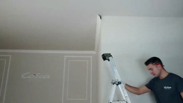 Cosca Décor. Монтаж внешнего угла плинтуса, карниза и молдинга.