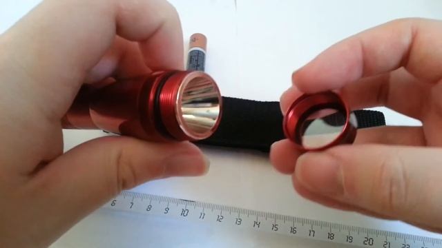 Mini Maglite LED Flashlight 2-Cell AA Unboxing and Test смотреть онлайн