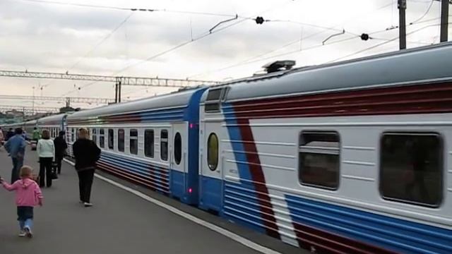 Фирменный поезд "Ярмарка" смотреть онлайн