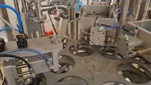 Фасовочно-упаковочный автомат в готовые дой-пак