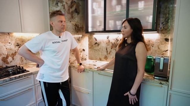 Грамотная ПЕРЕПЛАНИРОВКА маленькой СТАЛИНКИ | Интерьер в парижском стиле 52м² смотреть онлайн