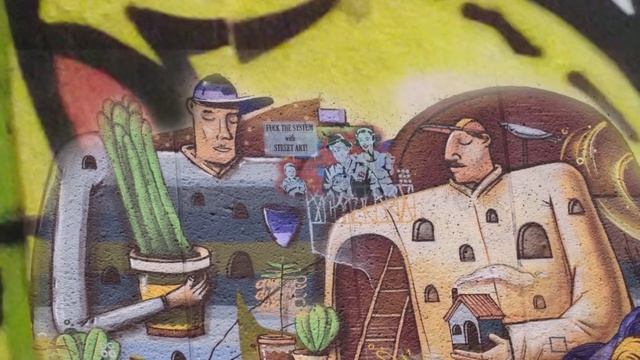 Меня Укусил Кровожадный и Очень Голодный Сиреноголовый! Страшилки на Ночь! Ужас! смотреть онлайн