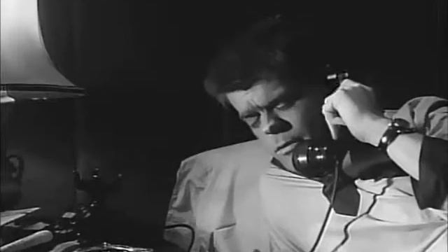 Frank Gorshin IOTSM 1957 scene3 смотреть онлайн