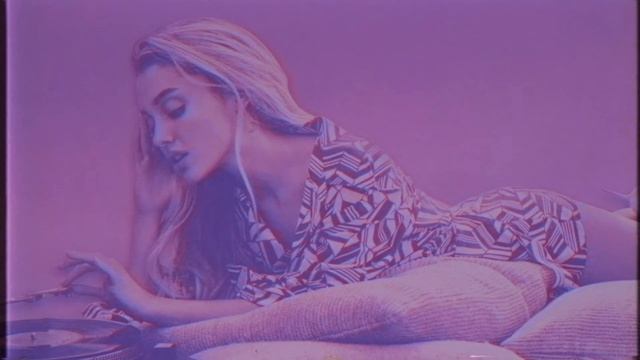 Ariana Grande - One Last Time (Summer Remix) смотреть онлайн