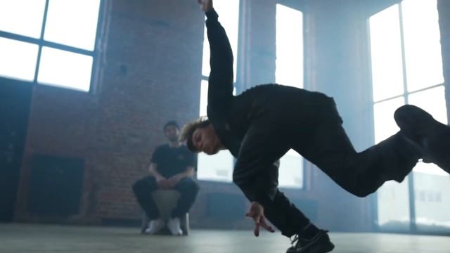 OBC CREW - ORIGINAL BREAKERS CIRCLE (Break dance show в ARCHILOFT) смотреть онлайн