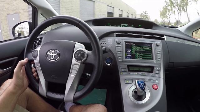 12 Prius Plug-in Advanced with Technology Pkg & Purple HOV stickers смотреть онлайн