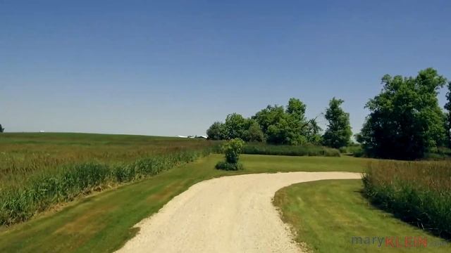 Amaranth – Pilot’s Paradise on 39 Acres with Hangar, Airstrip & Bungalow | Mary Klein & Kait Klein смотреть онлайн