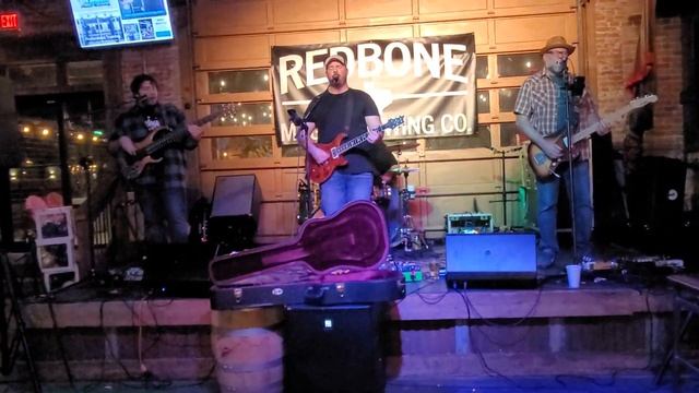 6+ minute Rocket Man at Redbone last night. I'm a lucky mom. 🥰 смотреть онлайн