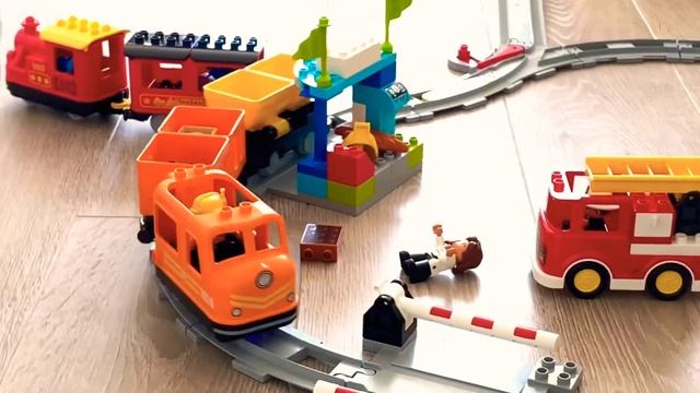 LEGO DUPLO Cargo & Steam Trains + Bridge & Tracks Playtime | Train App Latest Update Review смотреть онлайн