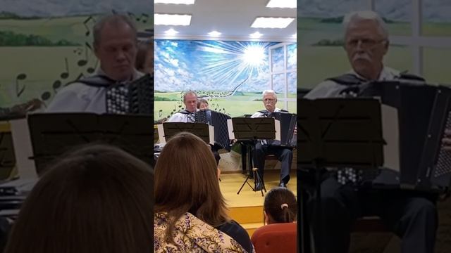Директор нашей муз школы смотреть онлайн