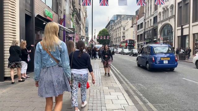 London Summer Streets Walk | Covent Garden, Seven Dail, Oxford Street, Westend, Soho, Central Londo смотреть онлайн