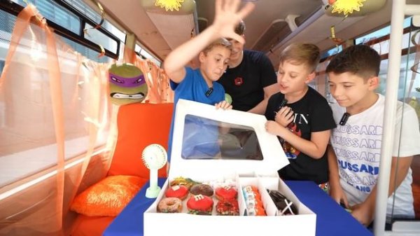 Girls vs. Boys 24 Hours in the SCHOOL BUS Challenge