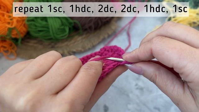 УХ ТЫ! Посмотрите, какая красота! Самая милая идея из остатков пряжи на подарки! вязание крючком смотреть онлайн