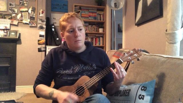 Laid back Jamaican riff on ukulele смотреть онлайн