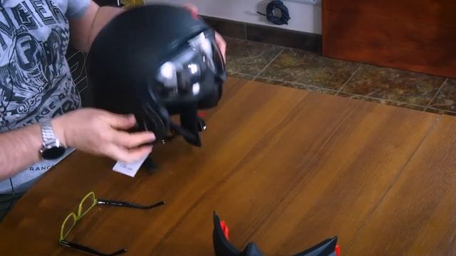 Обзор шлема Beon B108D Arctic Ice смотреть онлайн