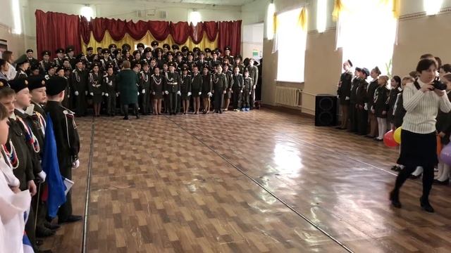 Я поднимаю свой флаг, своего государства. Кадеты Нижнего Тагила поют в день выборов 2018 смотреть онлайн