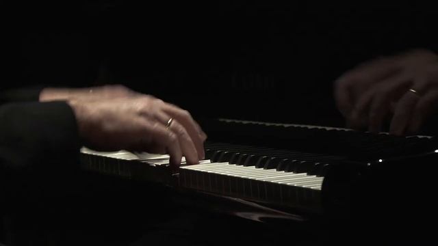 Crystal time смотреть онлайн