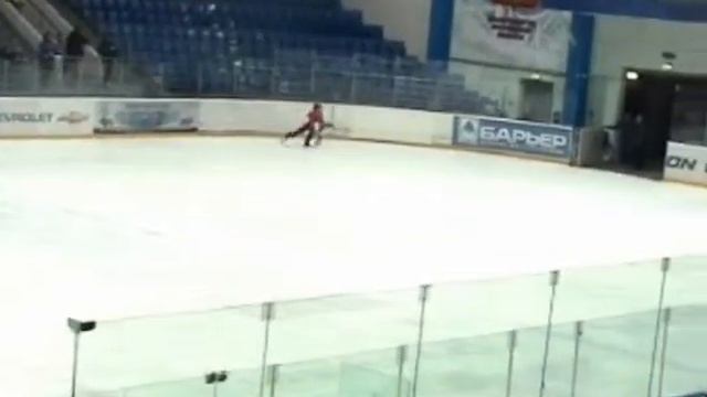 Хоккей. Сборная "Легенды СССР-сборная Балашихи..wmv смотреть онлайн