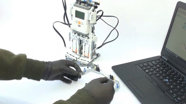 Lego Mindstorms NXT Alpha Rex *Time lapse and Review* смотреть онлайн