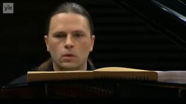 Hindemith: Piano Concerto - Markus Groh (2/3) смотреть онлайн