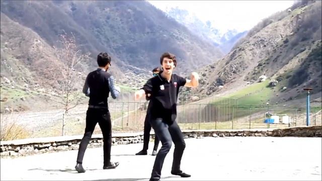 ОЧЕРОВАТЕЛЬНАЯ ЧЕЧЕНСКАЯ HD ЛЕЗГИНКА ЕЗАР СУ А 2016 ASSA GROUP ALISHKA ELCHIN MAQA смотреть онлайн