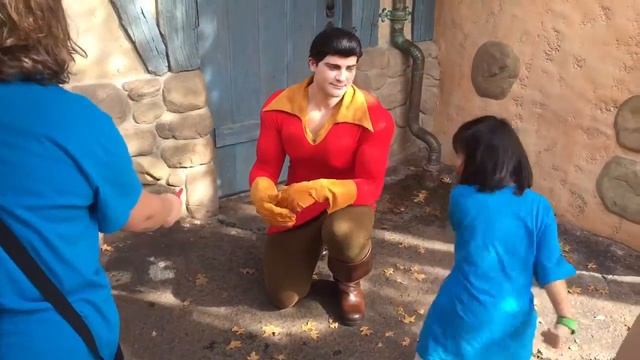 Gaston is So Perfect смотреть онлайн