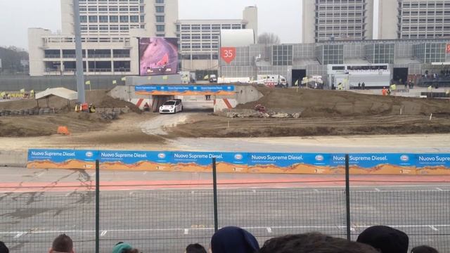 Motor Show Bologna Trofeo Bettega Celebs Jaques villeneuve vs Gigi Galli gara 1 Rally смотреть онлайн