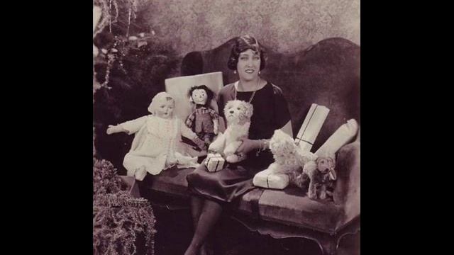 Gracie Fields - Christmas Eve In Fairyland 1950 смотреть онлайн