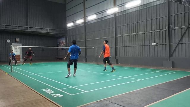 #sunday is incomplete without #badminton 🏸 practise match #3 @almosteverything7327 смотреть онлайн
