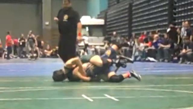 David's first official Varsity match for De La Salle HS 12/17/2010 Reno TOC смотреть онлайн