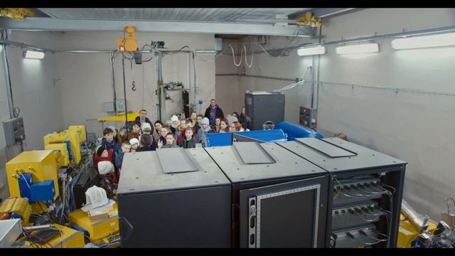 Школьники на производстве протонных ускорителей (АО 