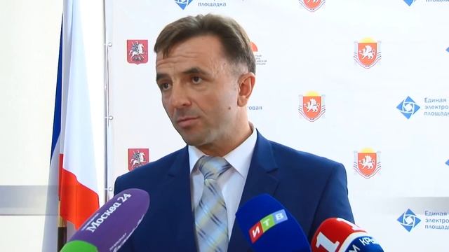 Крымские предприниматели работают по российским законам