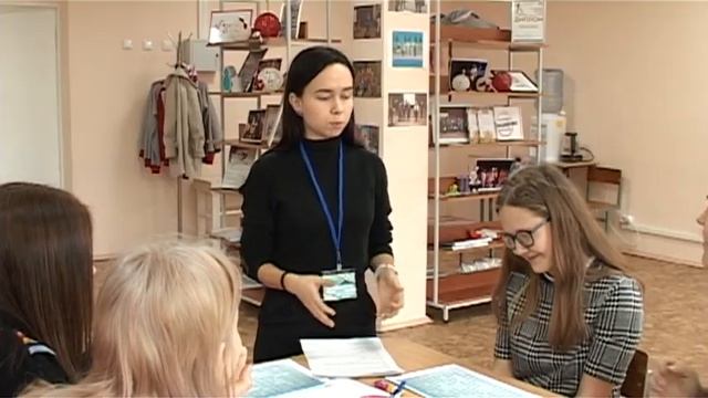 Зареченские подростки попробовали себя в качестве рабочих разных специальностей смотреть онлайн