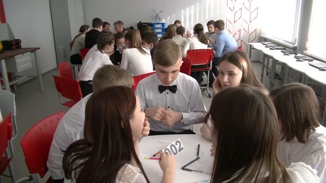 Викторина "Что? Где? Когда?" на базе центра "Точка Роста" выявила победителей смотреть онлайн
