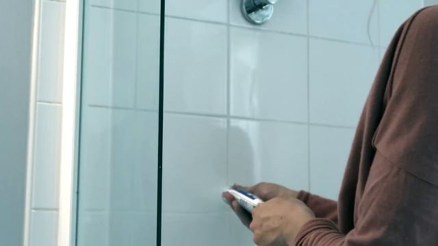 HOW TO WHITEN TILE GROUT | EASY AND CHEAP DIY смотреть онлайн