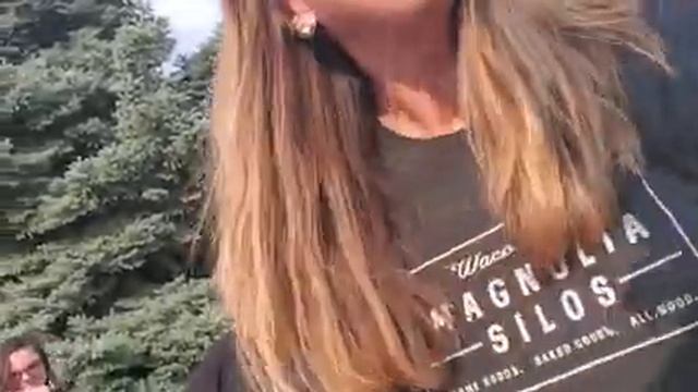 Surprising My Mom With Her Dream Car смотреть онлайн