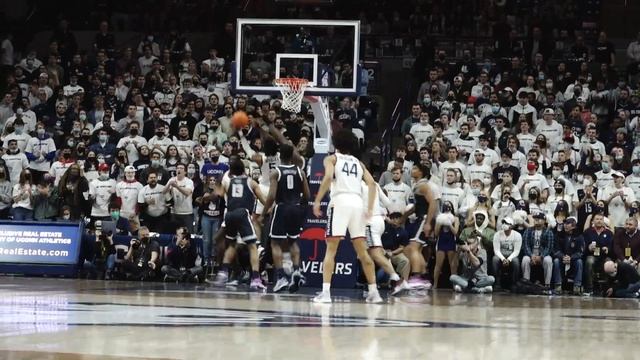 UConn Men's Basketball Wins Their 4th Straight Game As They Beat Down Longtime Rival Georgetown смотреть онлайн