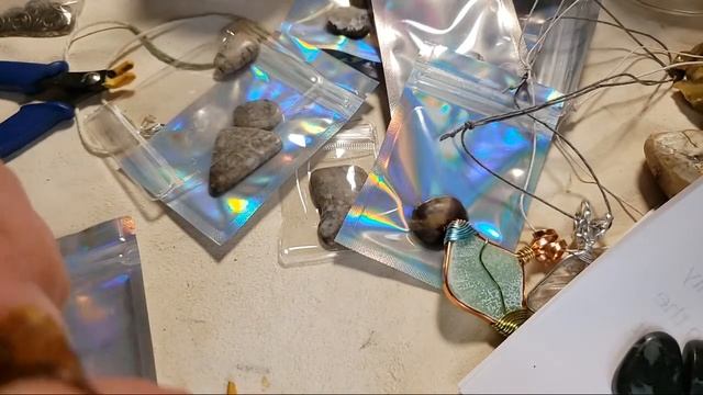 Glass Jewelry - Discarded, Discovered, Designed! смотреть онлайн