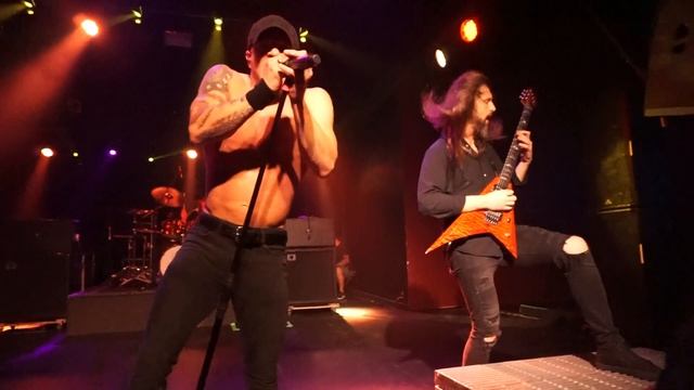 All That Remains - The Last Time + Hold On Club LA Destin Florida 12 / 01 / 2017 смотреть онлайн