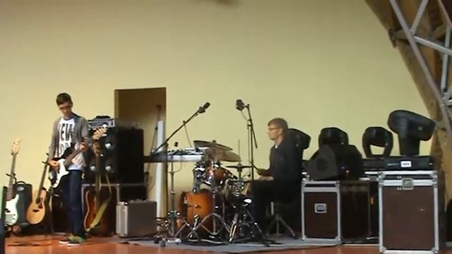 Fly Right Now - I Love Rock'n'roll by Joan Jett and Blackhearts @ Jaunimo Vasara 2013 смотреть онлайн