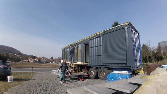 Moderní Soběstačný Dům Z Lodního Kontejneru  - Stínicí Technika - Tiny House - EP15