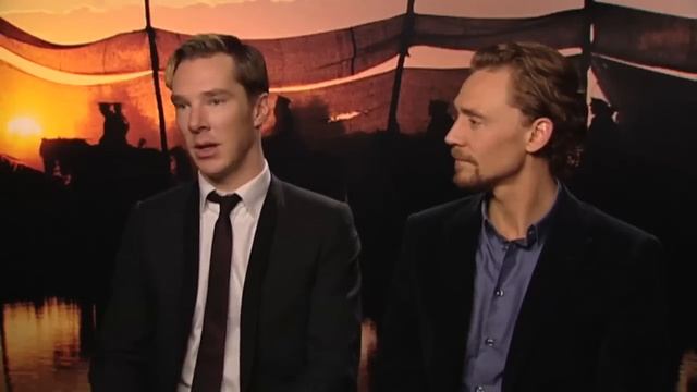 Tom Hiddleston And Benedict Cumberbatch Interview -- War Horse | Empire Magazine смотреть онлайн