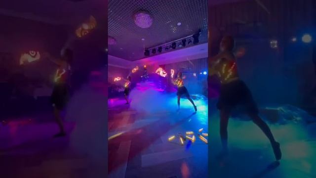Led Duet смотреть онлайн