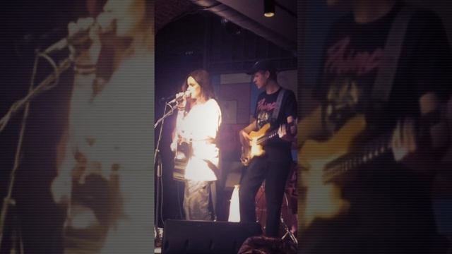 Даша Платонова - Космонавты LIVE  #дашаплатонова #космонавты #музыка #премьера #релиз #живойзвук