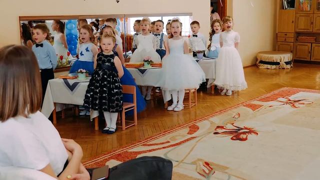 Выпускной Ясли Сад  №2 г  Кобрин группа 