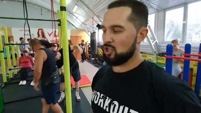 КАК ТРЕНИРОВАТЬ ТУРНИК И БРУСЬЯ! ХОЧЕШЬ ПОБИТЬ ЧЕЙ ТО РЕКОРД? НАЧНИ ПОБИВАТЬ СВОЙ! смотреть онлайн