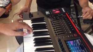 ROLAND FANTOM 06 // UNBOXING