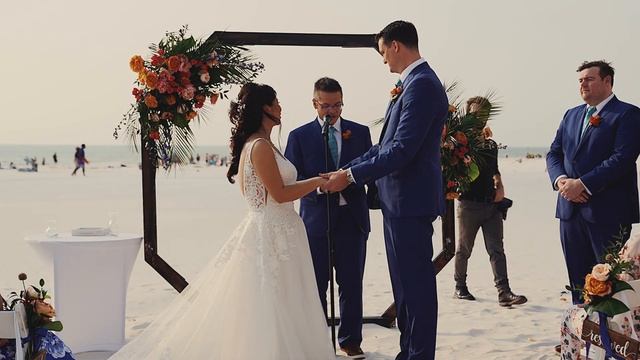 Tram + Zach Wedding Video | Hilton Clearwater Beach Resort & Spa | Clearwater, Florida смотреть онлайн