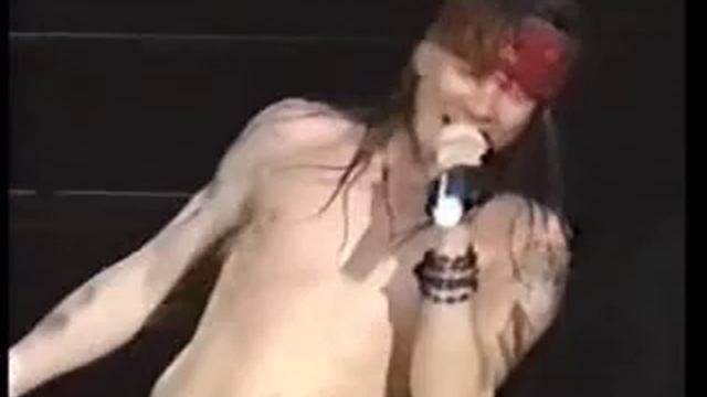 Guns N' Roses - Welcome to the jungle . MATT SORUM SE EQUIVOCA смотреть онлайн